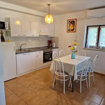 Appartement Aja *