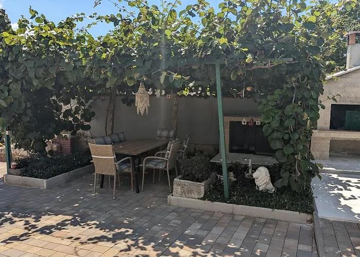 Apartment Aja