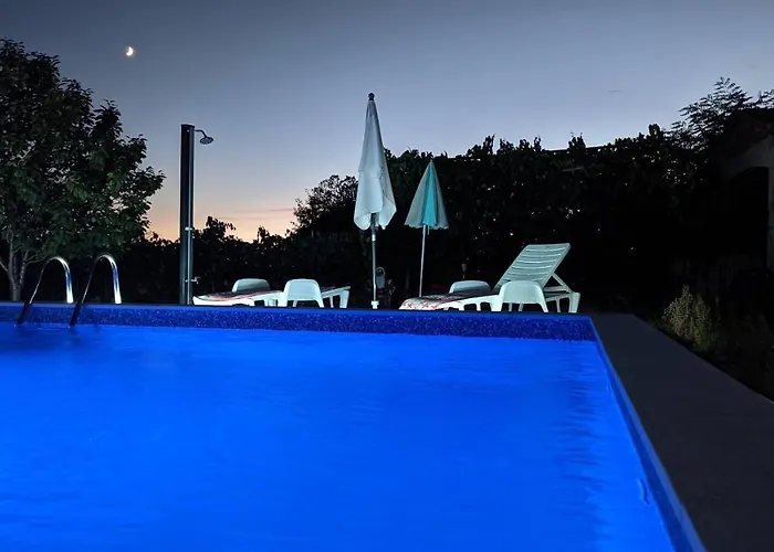 Apartment Aja